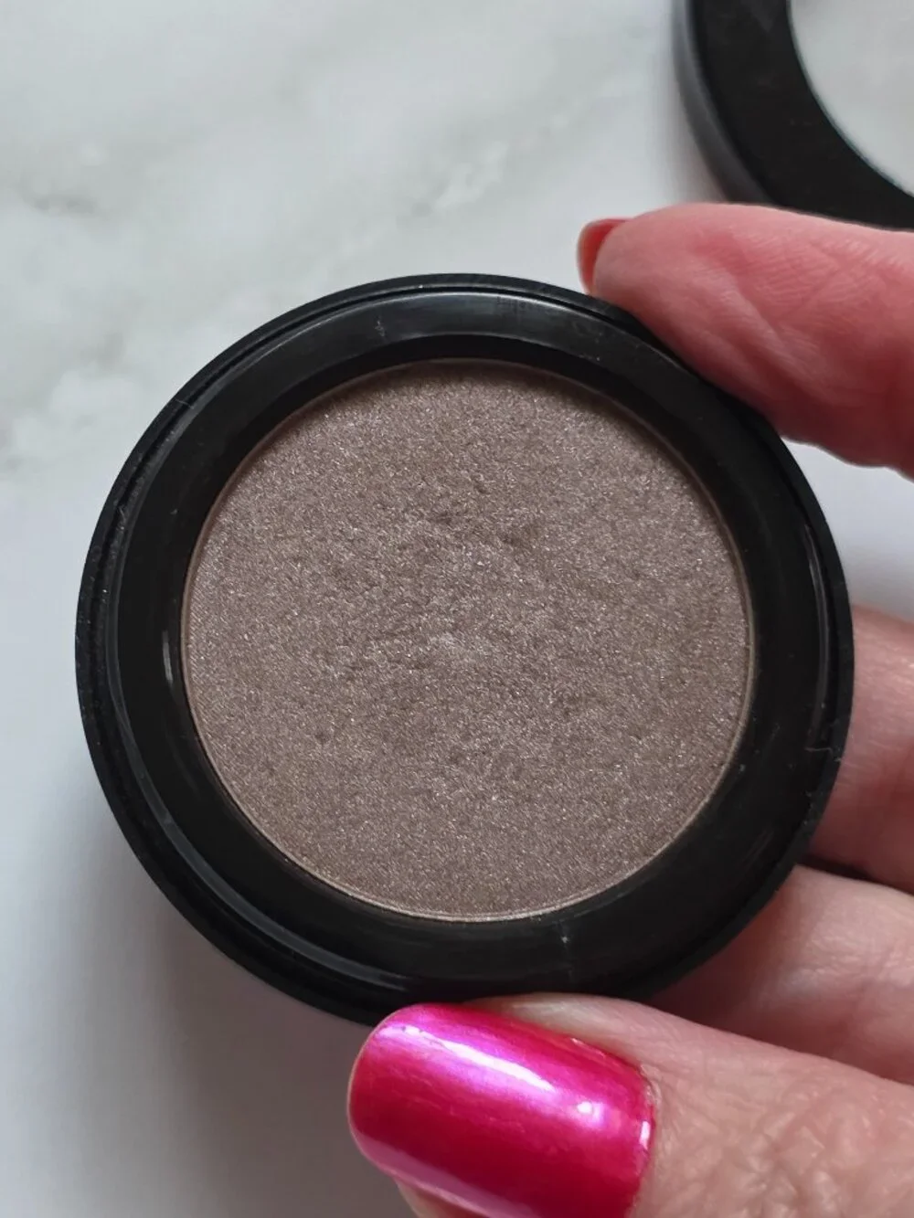 Bobbi Brown FAWN 9 Shimmer Wash Eye Shadow (0.09 oz.)